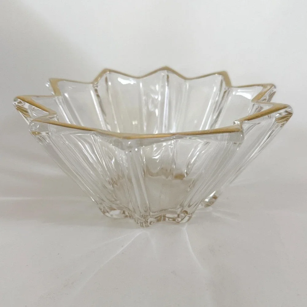Vintage Star Starburst Glass Bowl Copper Rim Pressed Glass Candy‎ Trinket Dish